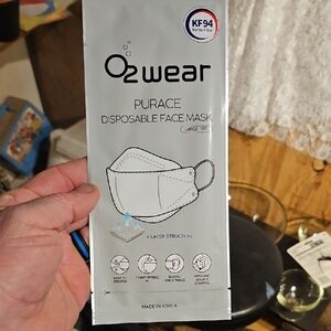 White Disposable Face Mask
